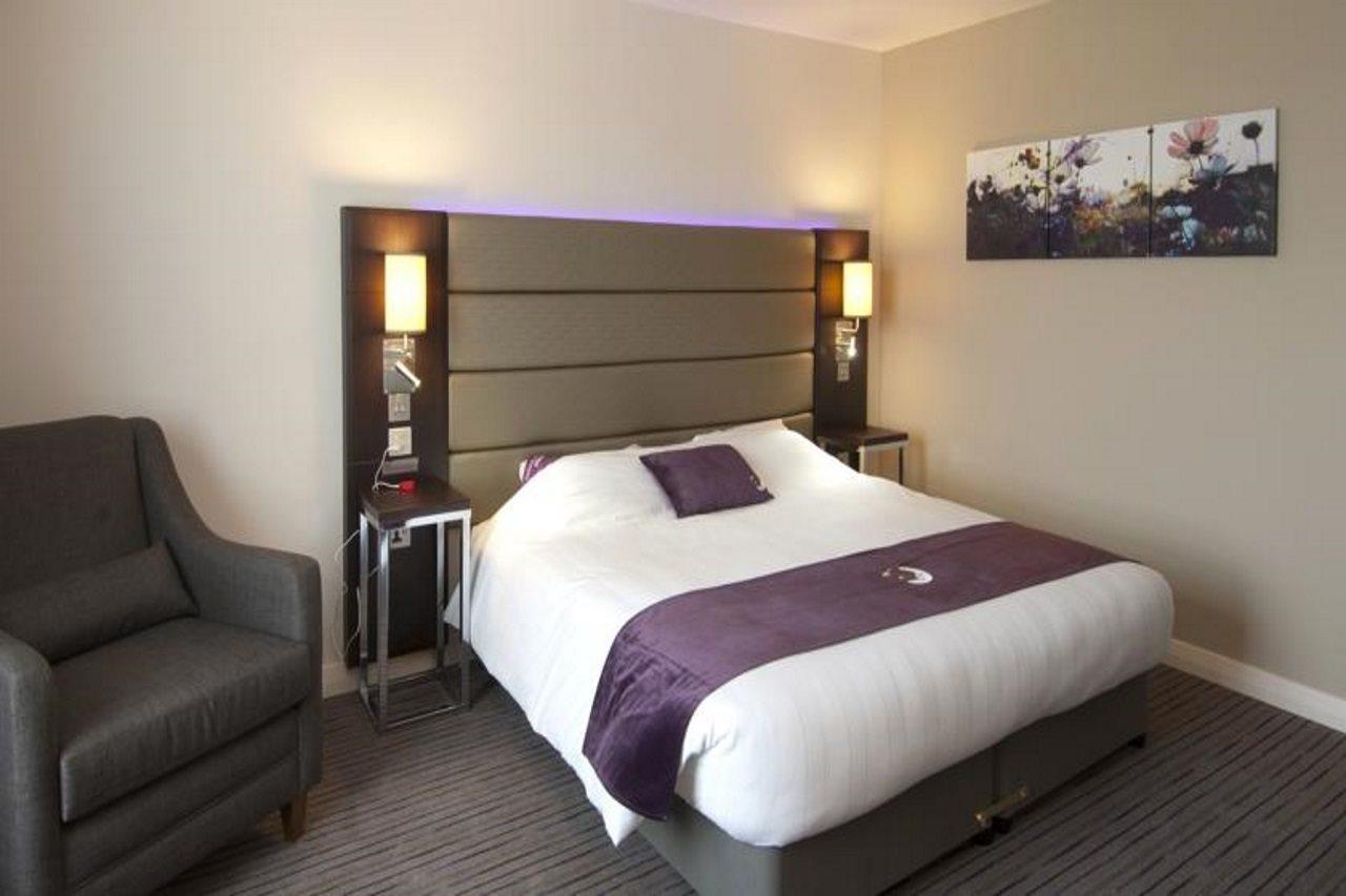 Premier Inn Aberdeen Airport - Dyce Exterior foto